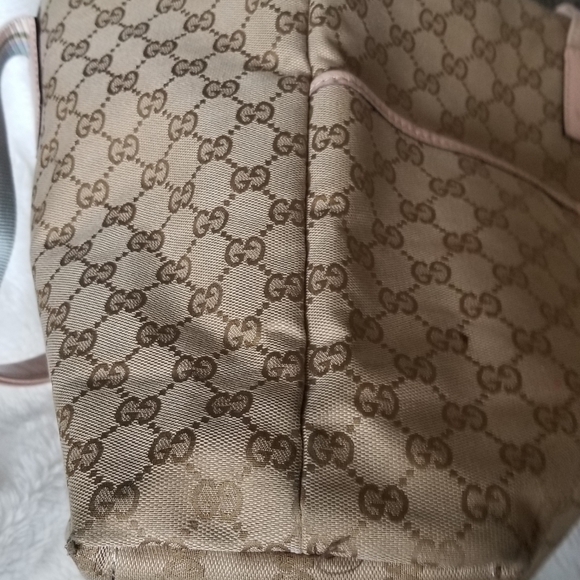 Gucci Bag - Picture 8 of 13
